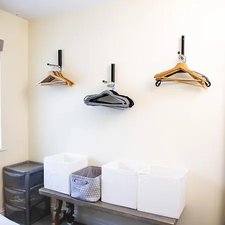 Stylish 1-Bed - Free Parking - Town Centre Appartement Stratford-upon-Avon Buitenkant foto