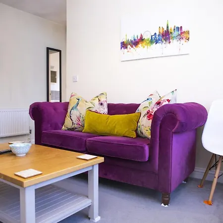 Stylish 1-Bed - Free Parking - Town Centre Appartement Stratford-upon-Avon Buitenkant foto